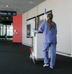 Berlin dam pracę w Niemczech przy sprzątaniu terminala na lotnisku