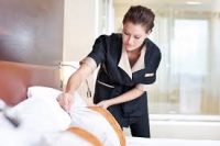 Pokojówka oferta pracy w Niemczech bez języka przy sprzątaniu w hotelu, Burg nad Mozelą