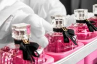 Niemcy praca bez znajomości języka przy pakowaniu perfum od zaraz Berlin 2019