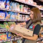 Bez języka fizyczna praca Niemcy od zaraz w sklepie z Hamburga przy wykładaniu towarów