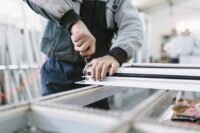 Dam pracę w Niemczech od zaraz pracownik produkcji – okna i drzwi k. Ulm Dam pracę w Niemczech od zaraz pracownik produkcji – okna i drzwi k. Ulm