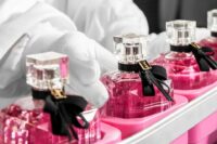Dla par praca Niemcy przy pakowaniu perfum bez znajomości języka od zaraz w Hanowerze